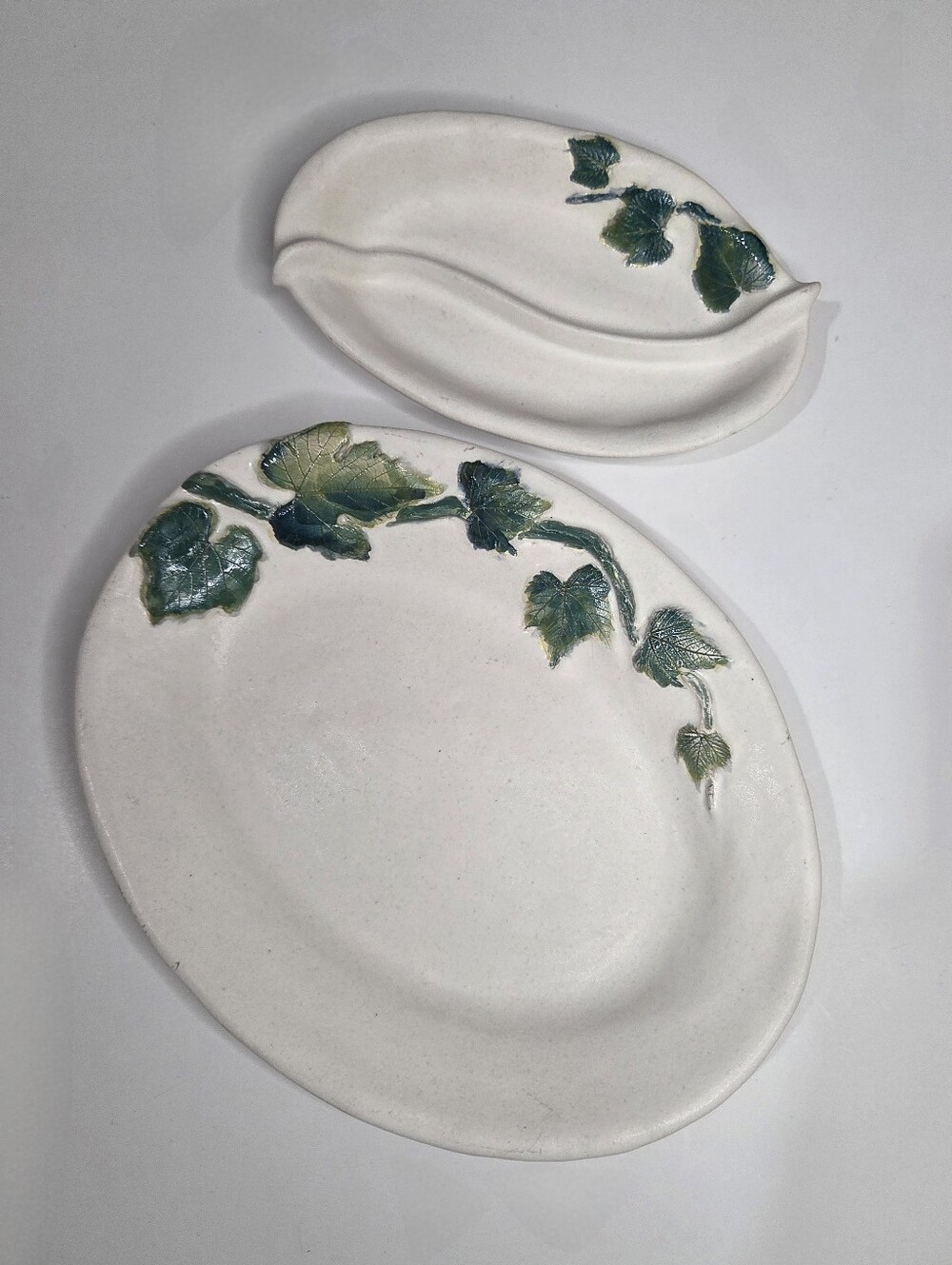 90s Signed Studio Pottery Ivy Serving Set - Small Platter & Divided Dish
